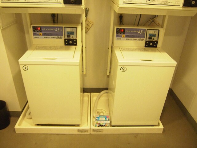 物件内観写真15　(生活に必要な家具・家電一式つき)