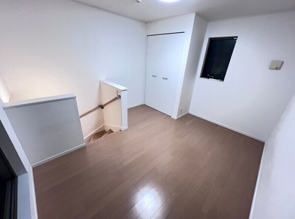 寝室(別号室参考写真)
