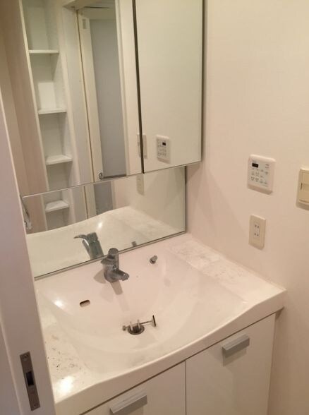 物件内観写真10　(別号室参考写真)