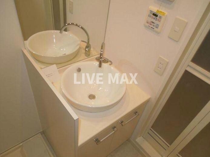 物件内観写真7　(別号室参考写真)