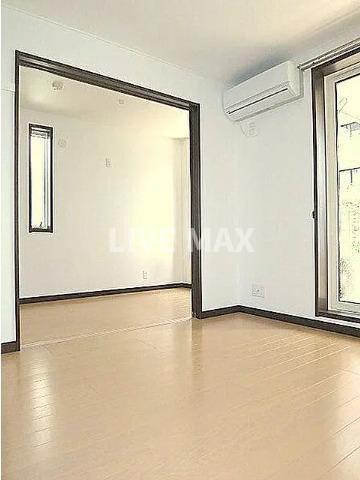 物件内観写真5　(別号室参考写真)