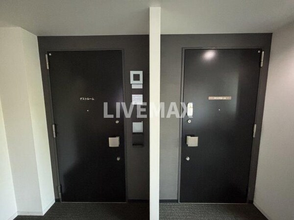 建物設備(・ゲストルーム（3F）使用料：1泊6,000円（税別）
・キ)