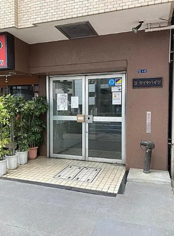 エントランス