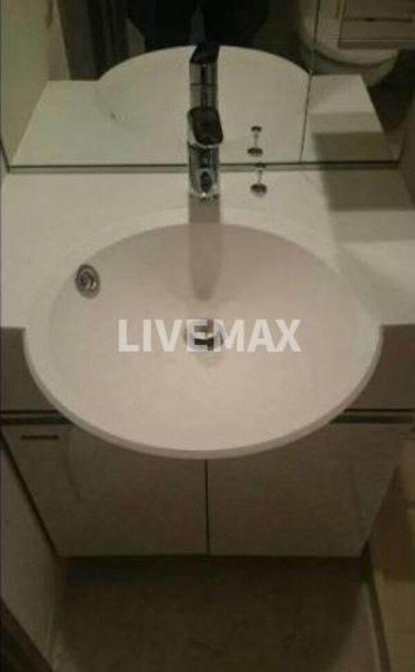 洗面・脱衣所(門前仲町駅徒歩3分の築浅物件！ペットと住める物件です！)