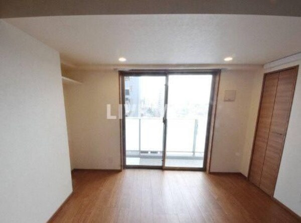 居室(別号室参考写真)