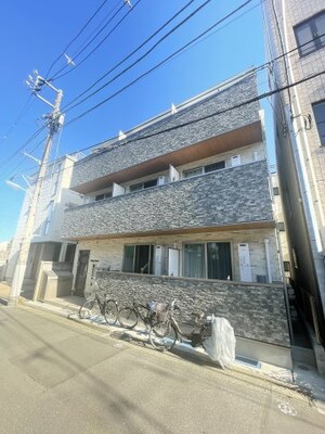 エッグストラート外観写真