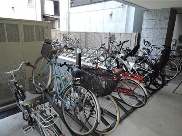 建物設備(駐輪場)