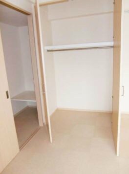 物件内観写真11　(別号室参考写真)