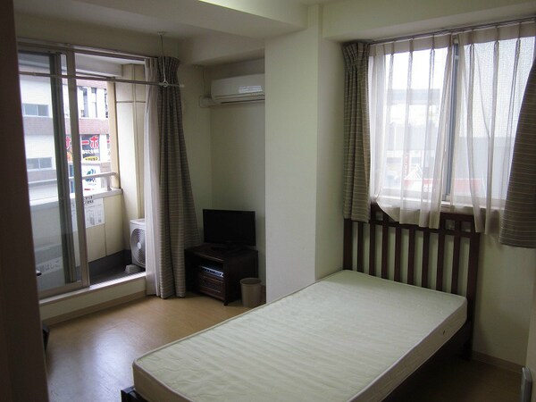 居室(別号室参考写真)