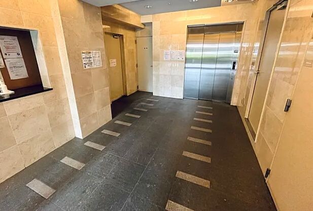 ロビー・ラウンジ