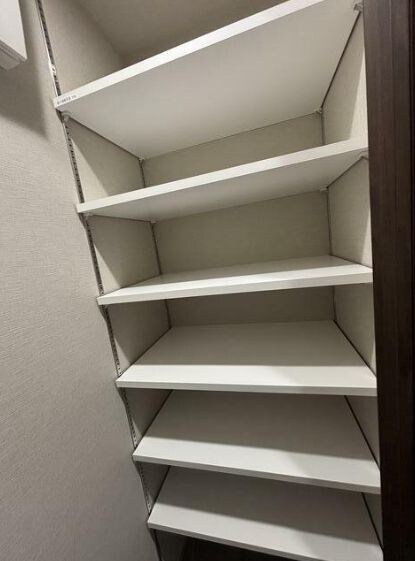 物件内観写真8　(シューズインクローゼット)