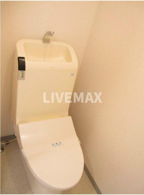 トイレ(別号室参照写真)