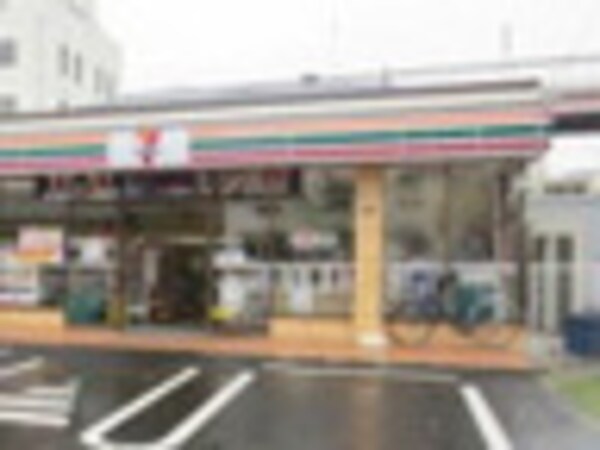 周辺環境(セブンイレブン 江東亀戸1丁目店 451m)
