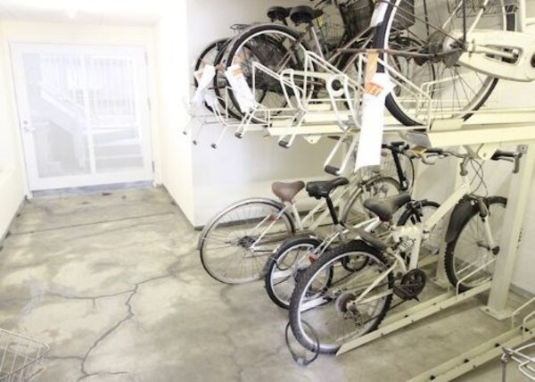 駐車場(駐輪場)