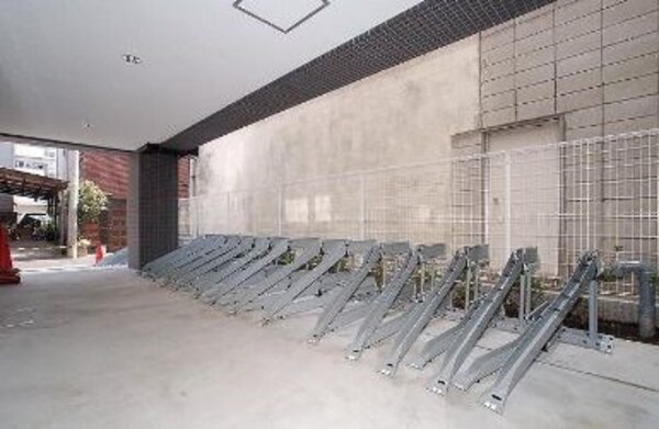 駐車場(駐輪場)