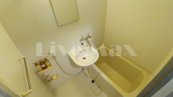 浴室(★☆家具家電付きマンション☆★家具家電撤去も可能です♪)