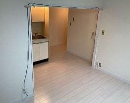 物件内観写真12　(別号室参考写真)