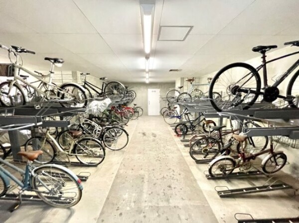 駐車場(駐輪場)