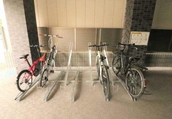 駐車場(駐輪場)