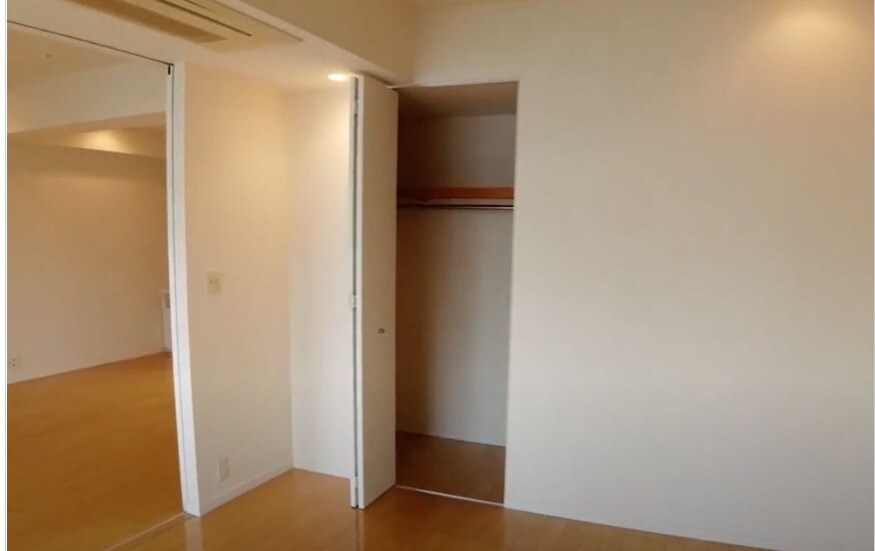 物件内観写真12　(別号室参考写真)