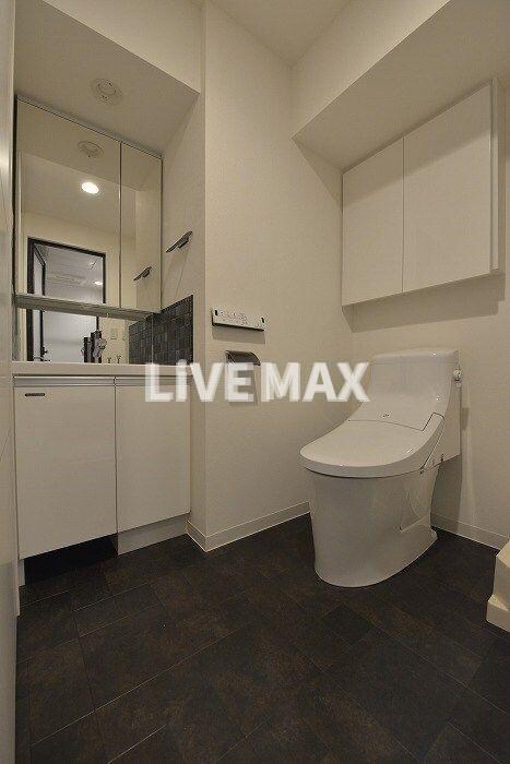 物件内観写真11　(★《見学予約受け付け中》・設備充実分譲賃貸マンション★)