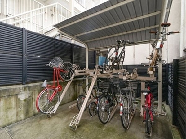 建物設備(駐輪場)