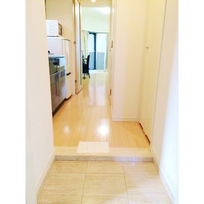 物件内観写真9　(家電・家具が1式揃っております。)