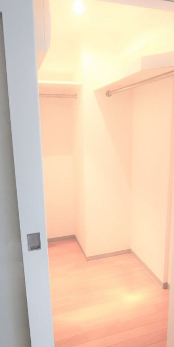 収納(別号室参照)
