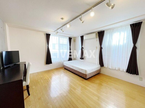 寝室(【見学予約受付中】当店の仲介手数料賃料の半月分以下でご紹介★)