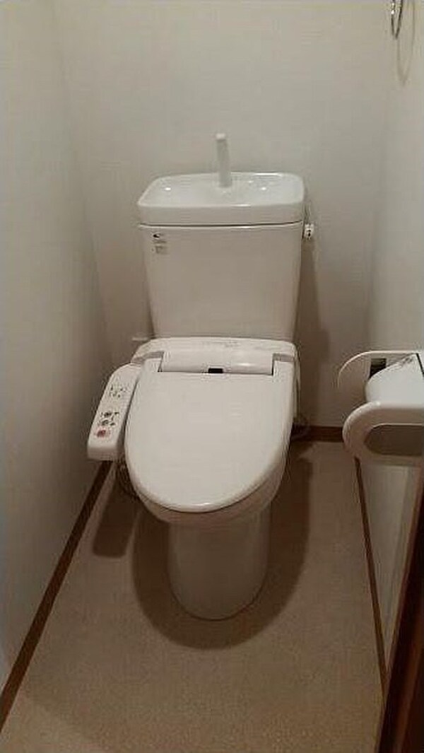 トイレ(家具家電付き)