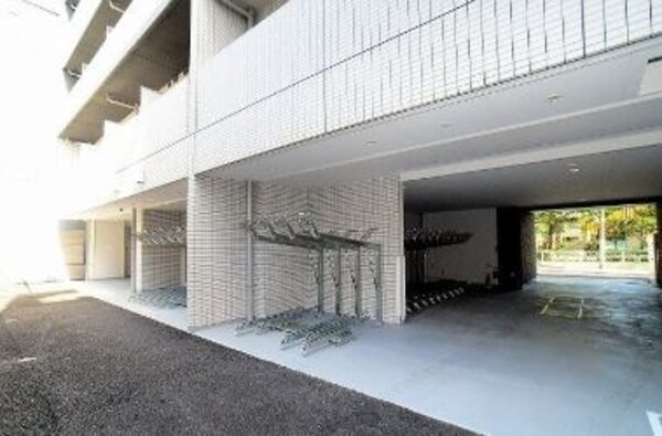 駐車場(駐輪場)
