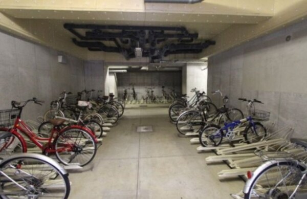 駐車場(駐輪場)