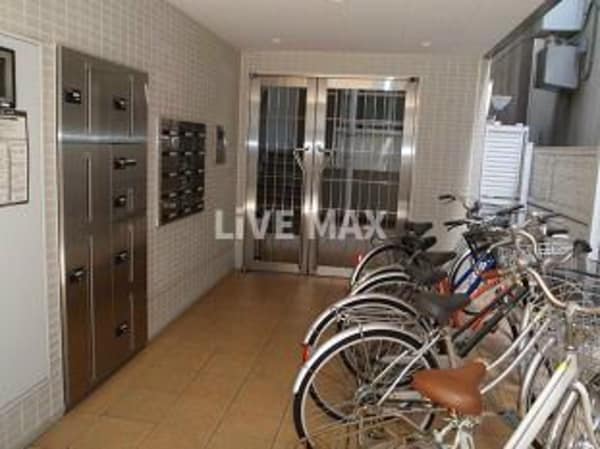 建物設備(駐輪場)