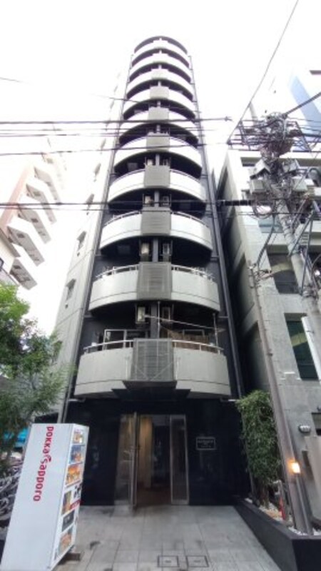 リクレイシア三田外観写真