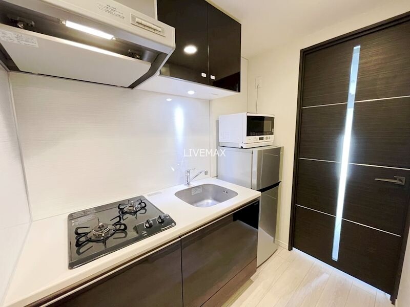 物件内観写真7　(写真は反転の間取りです)