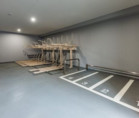 物件外観写真4　(駐輪場)