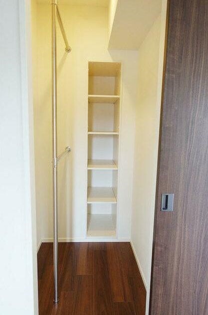 物件内観写真12　(～多い荷物もしっかり収納～)