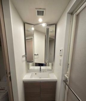 物件内観写真8　(別号室参考写真)