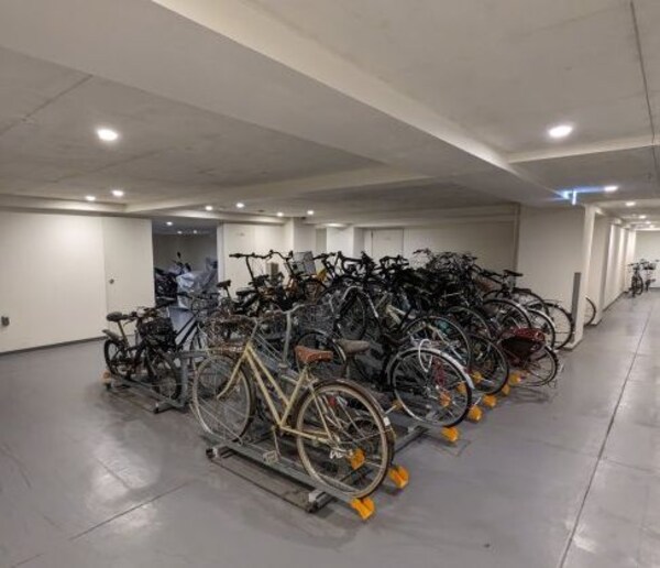 駐車場(駐輪場)