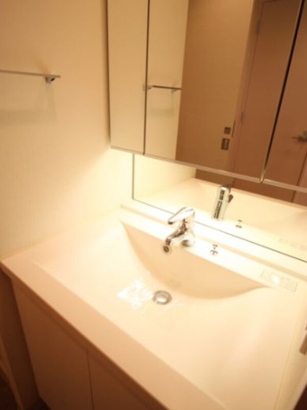 洗面・脱衣所(★《見学予約受け付け中》設備充実のハイグレード賃貸マンション)