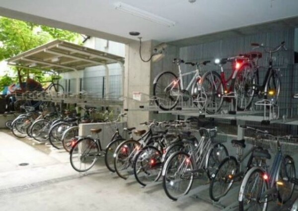 建物設備(駐輪場)