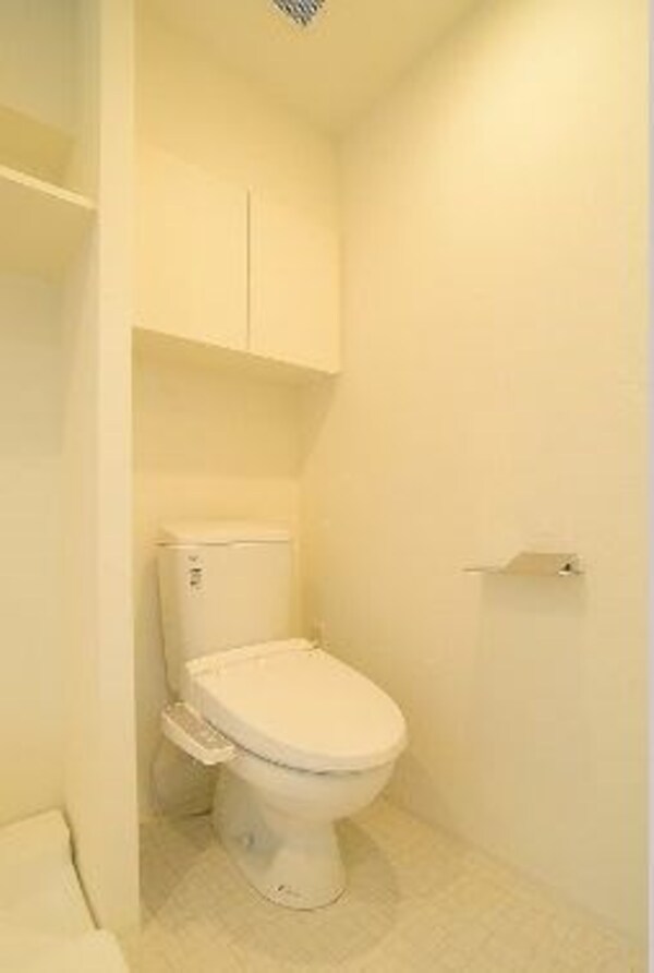 トイレ(※カラータイプ異なります)