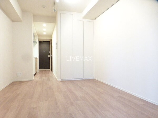 玄関(★《見学予約受け付け中》・設備充実シリーズ型マンション★)