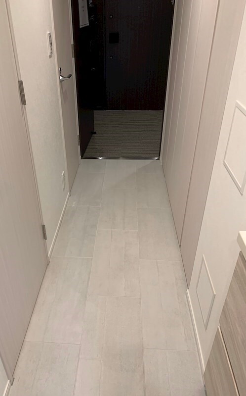 物件内観写真5　(収納が2箇所もあります。)