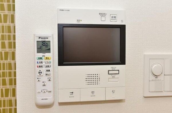 セキュリティ(～モニタ付きインターホンで安心～)