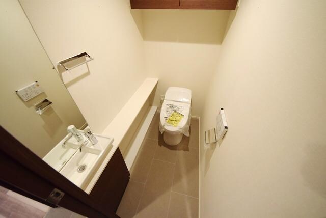 物件内観写真8　(別号室参考写真)