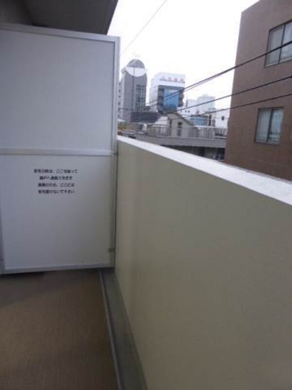 バルコニー
