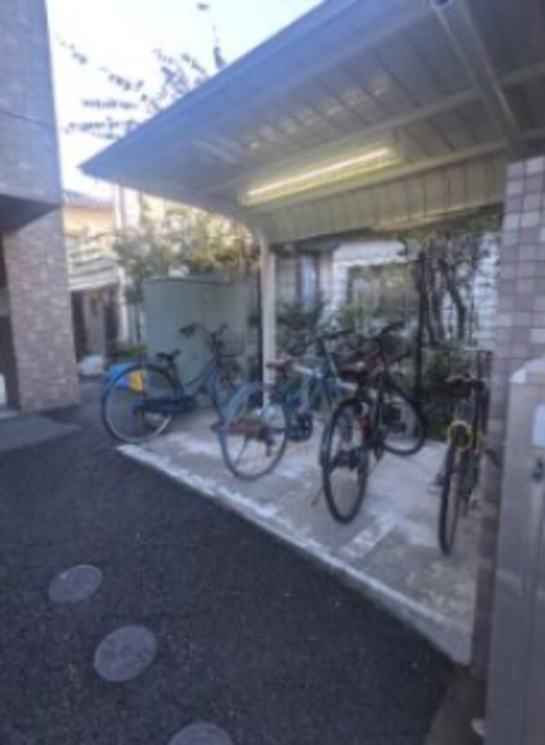 駐車場(駐輪場)