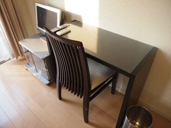 その他(設置家具の一例です。)