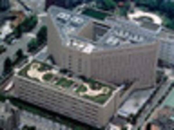 周辺環境(聖路加国際病院 144m)